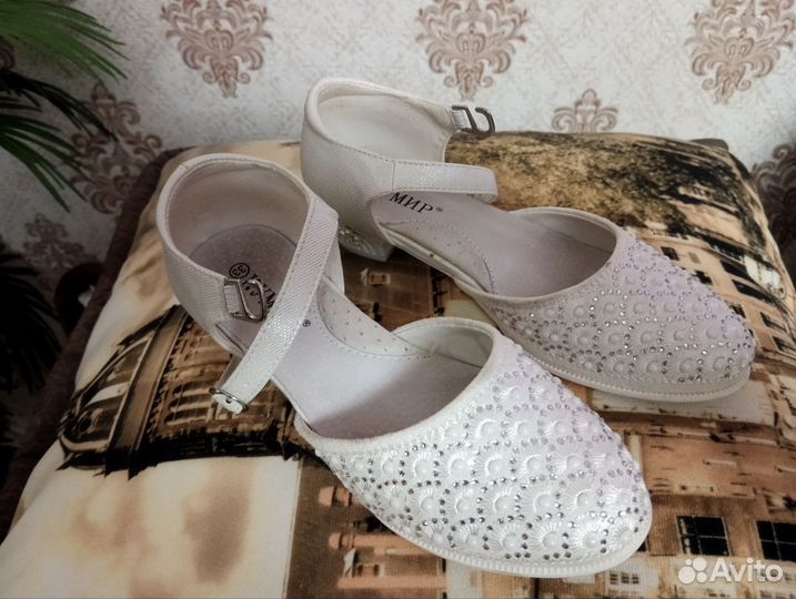 Туфли для девочки