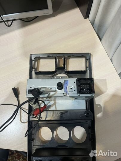 Штатная магнитола на Priory 1