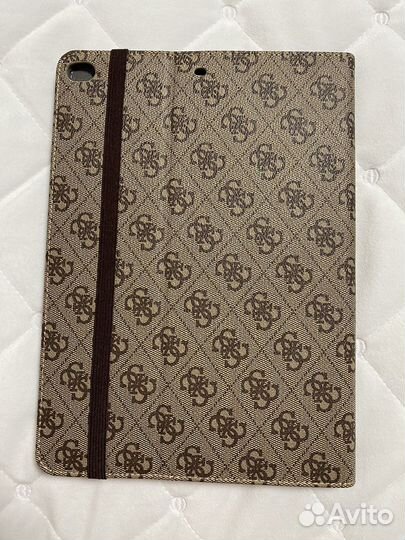 Чехол для iPad 9.7 (2018) Guess