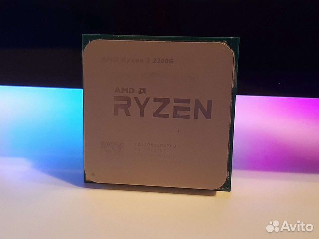 Процессор AMD Ryzen 3 2200G Vega 8