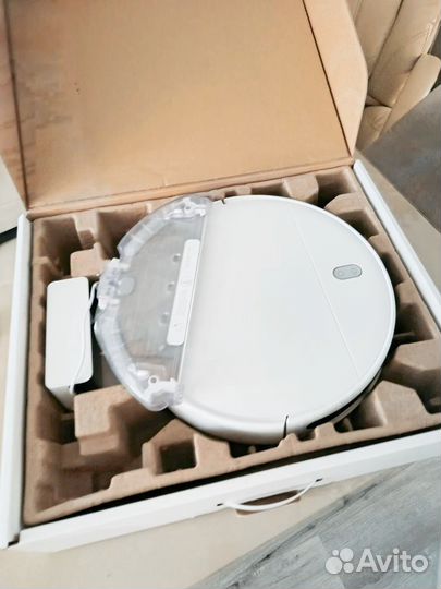 Моющий пылесос-робот Xiaomi Mi Robot Vacuum