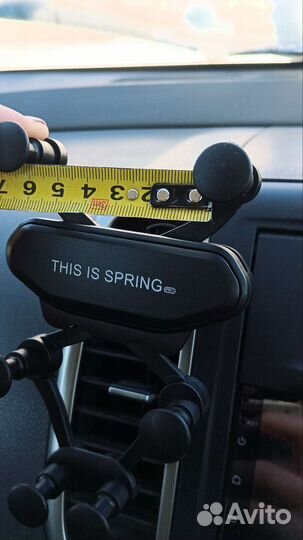 Держатель для телефона в машину
