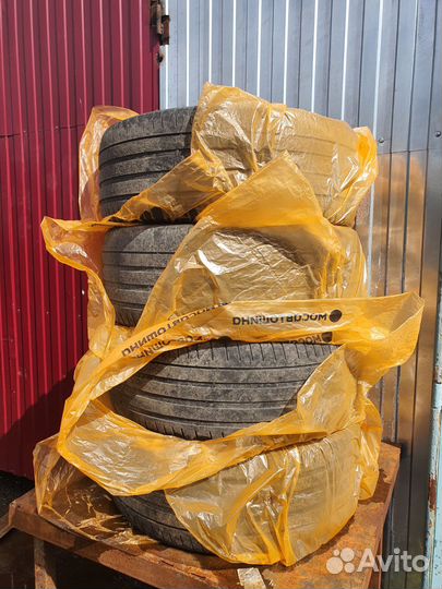 Michelin Pilot Sport PS4 SUV 255/45 R20