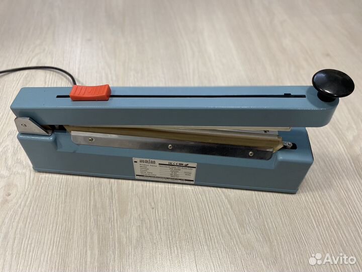 Ручной запайщик пакетов FS-300M