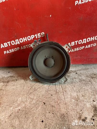 Honda Accord 8 сабвуфер