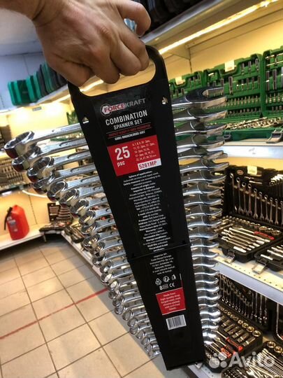 Набор комбинированных ключей forcekraft 25пр