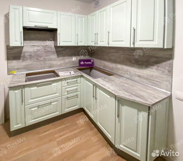 Кухонные гарнитуры угловые с техникой 44