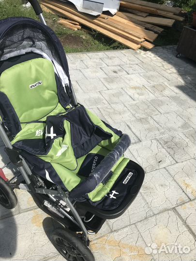 Детскую коляску Everfio E-400 Iuxe бу 1 месяц