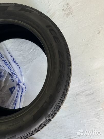 Pirelli Ice Zero FR 225/55 R18