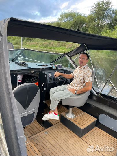 Аренда катера/прогулки по рекам