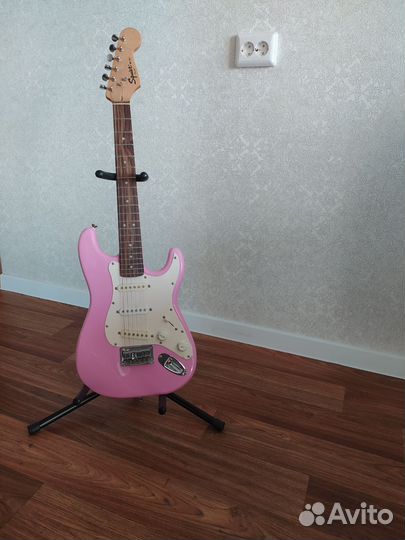 Электрогитара fender