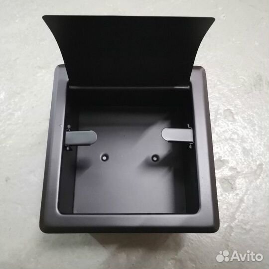 Держатель туалетной бумаги