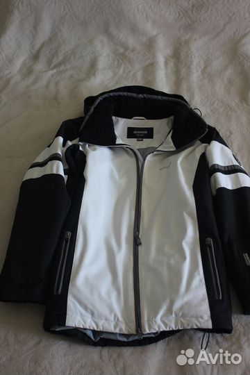 Горнолыжная куртка