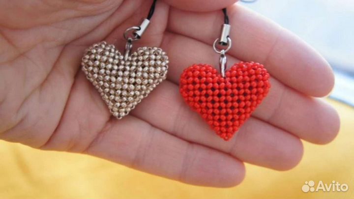Подделки из бисера