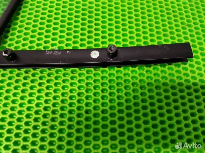 Форточка двери передняя левая Volkswagen Touareg