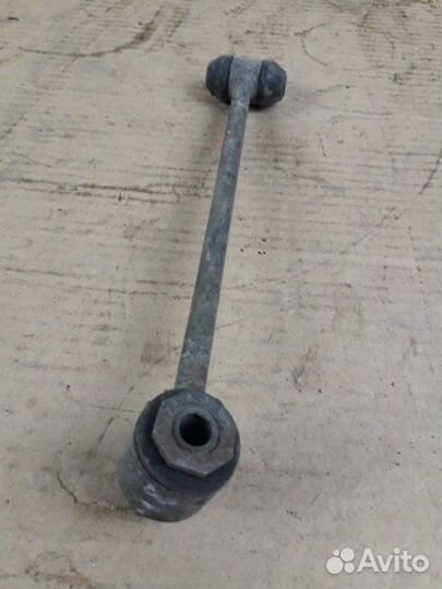 Стойка стабилизатора задняя правая Mercedes-Benz