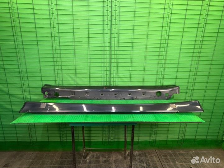 Накладка порога Mercedes-Benz C W202 M111.945