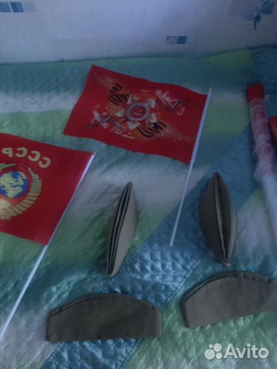 Флаги и Пилотки на 9 мая