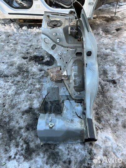 Крыло четверть заднее левое Nissan Almera Classic