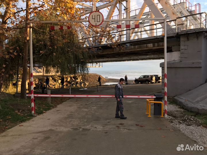 Установка шлагбаума