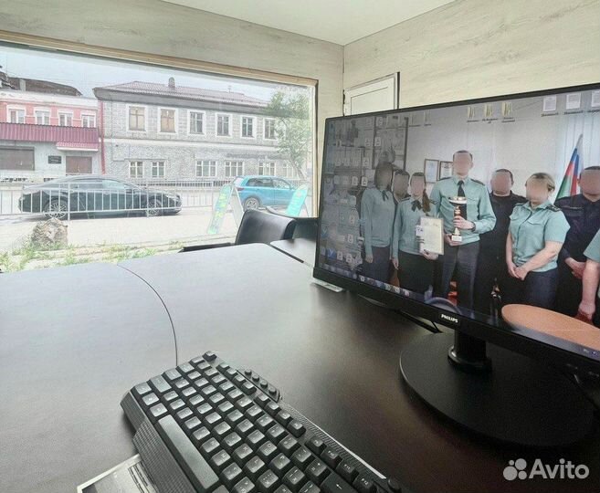 Команда бывших приставов