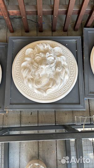 Декоративные фигуры львов настенные с подсветкой