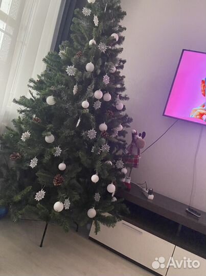 Елка искусственная