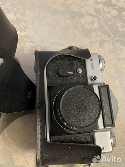 Плёночный фотоаппарат Зенит Е