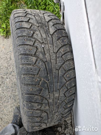 Nokian Tyres Hakkapeliitta 5 SUV 245/65 R17