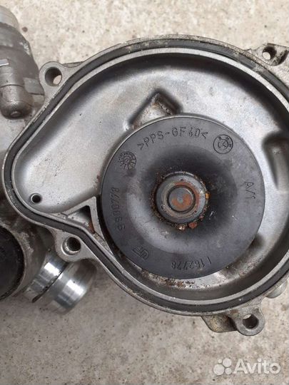 Помпа bmw e60 e61 e65 e70 n62b40