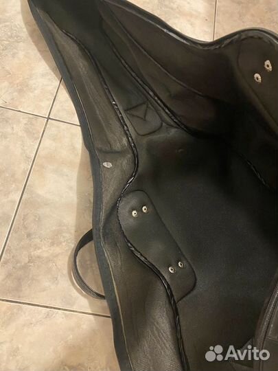 Гитарный чехол