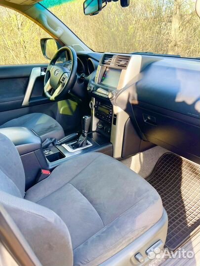 Toyota Land Cruiser Prado 3.0 AT, 2011, 337 190 км