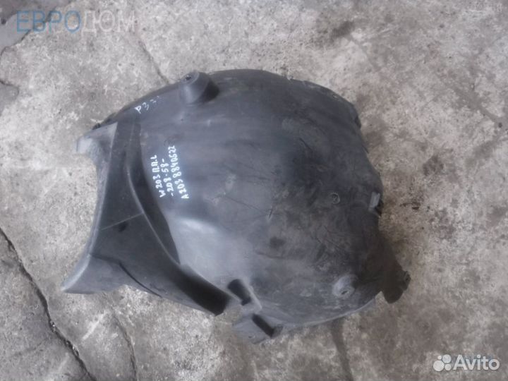 Защита арки колеса передняя левая передняя mercedes W203 s1104914