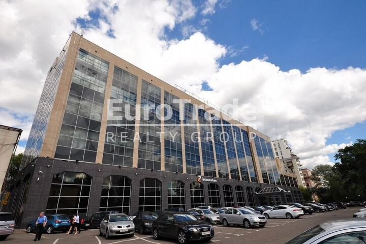 Сдам торговое помещение, 750 м²