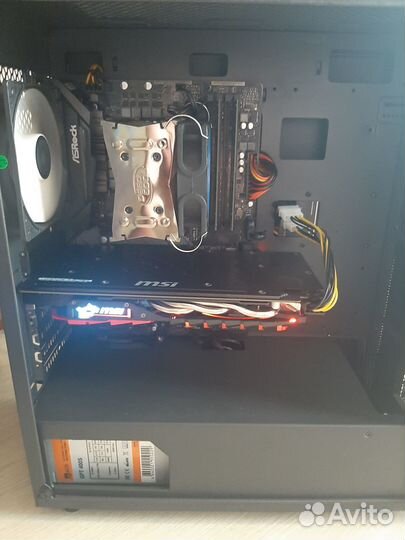 Игровой блок:i7-8700