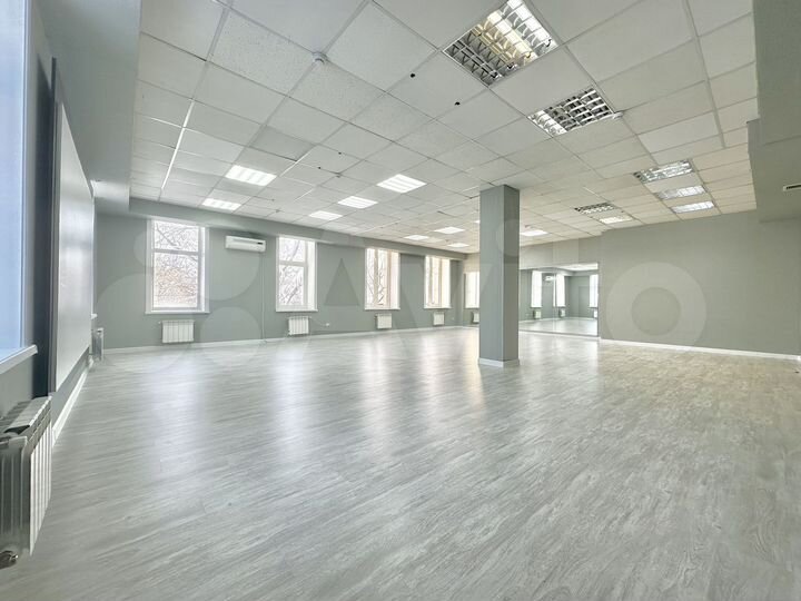 Второй этаж, панорамные окна, от 13 до 50 м²