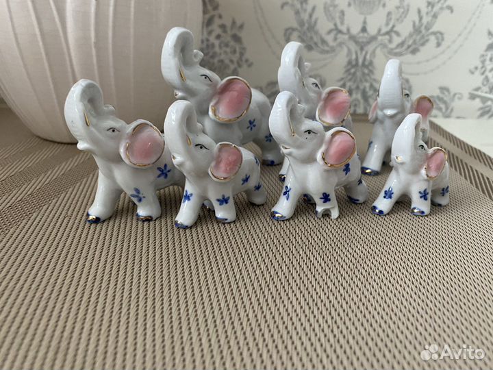 Фарфоровые статуэтки слоники