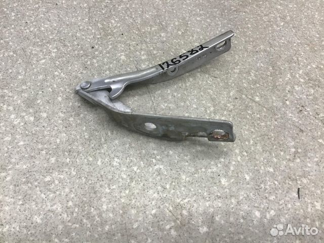 Петля капота правая Peugeot 206 1998-2012