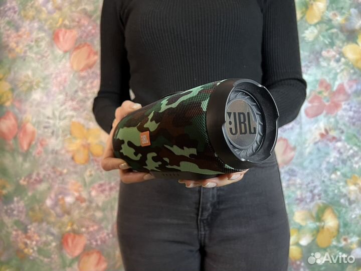 Bluetooth колонка JBL Charge 3