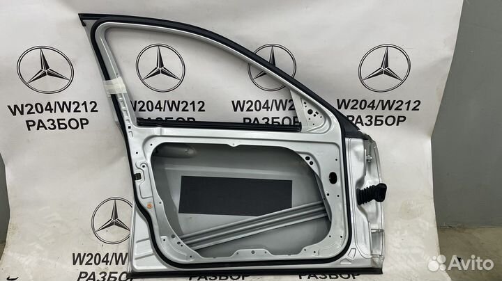 Дверь передняя левая Mercedes W204 цвет 775