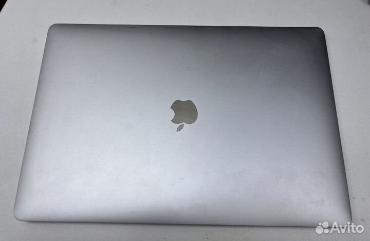 Macbook pro 15 2016 i7 16gb 1tb touch bar
