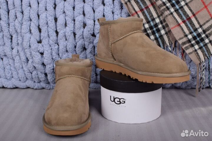 Ugg mini