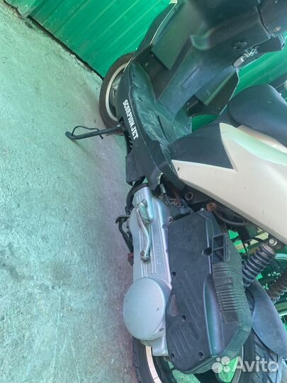 Скутер 150 кубов