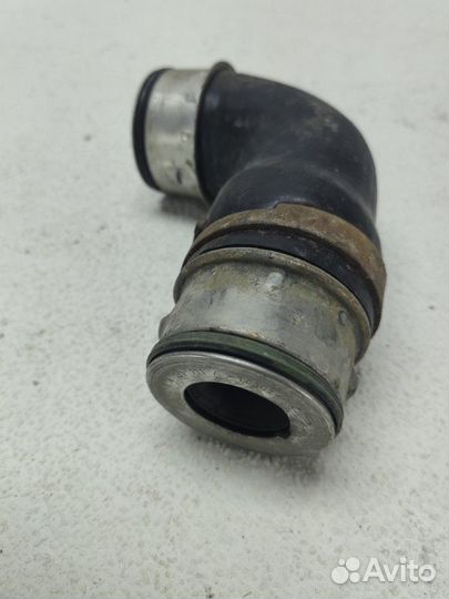 Патрубок после турбины Volkswagen Golf 2008