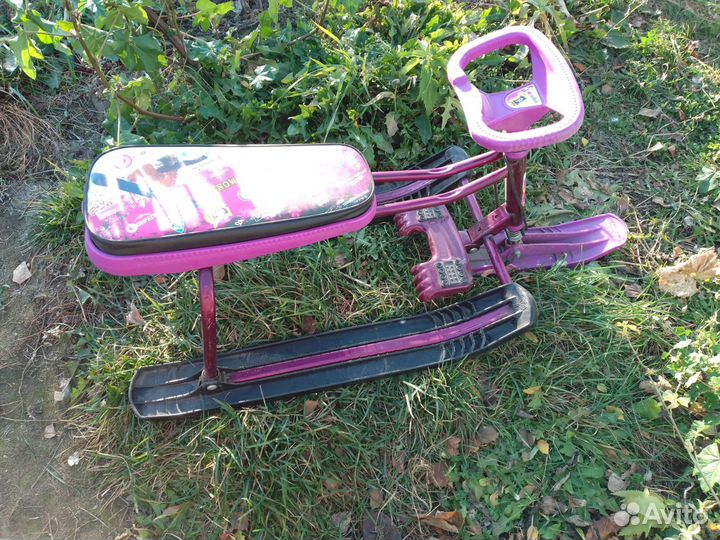 Детский снегокат с ручкой