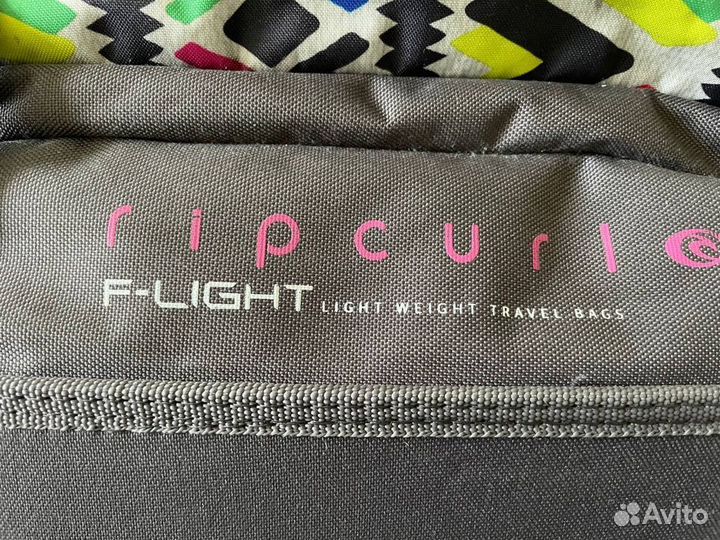Чемодан на колесах RIP curl F-light
