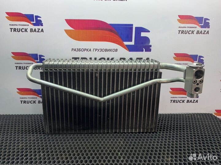 Радиатор кондиционера Mercedes-Benz Actros