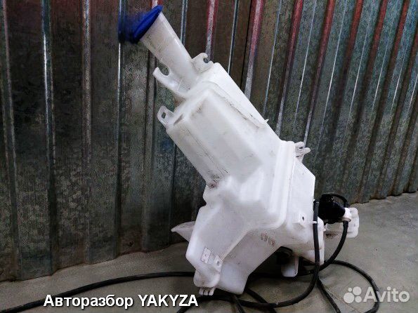 Kia Sportage 4 бачок омывателя стекла