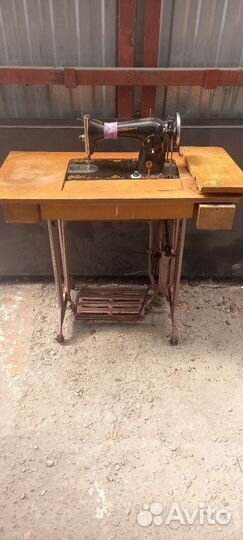 Швейная машинка бу