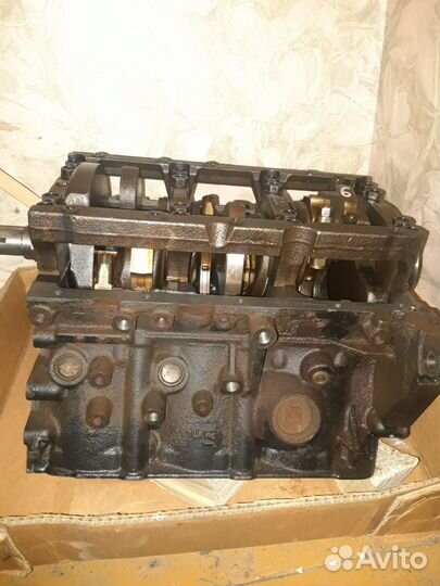 Продам шорт-блок 6G75 в сборе